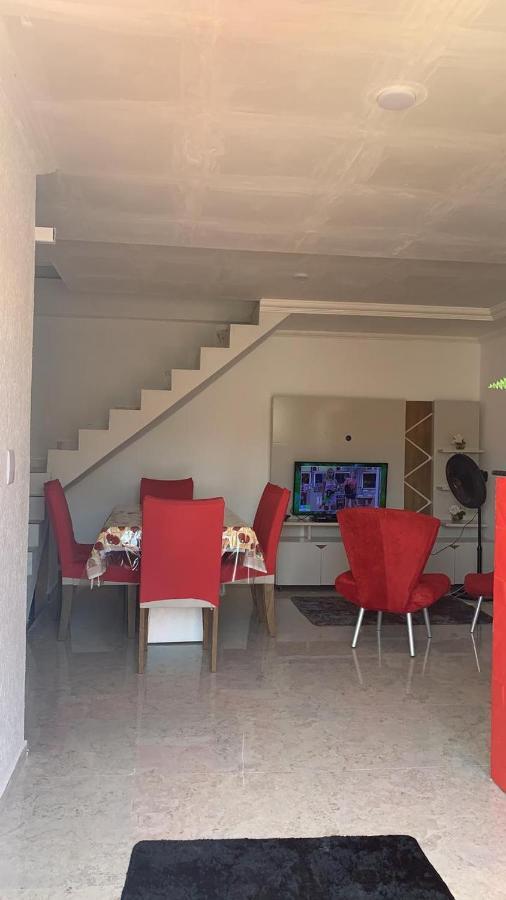 Apartamento Duplex Mobiliado Em Sao Pedro Da Aldeia Luaran gambar